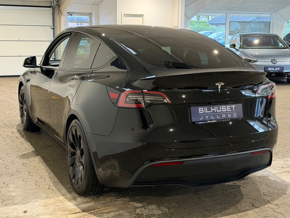 Tesla Model Y Performance AWD 5d