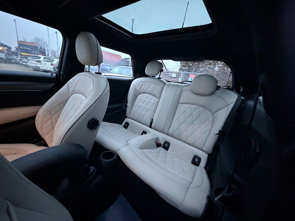 MINI Cooper SE Maximise 3d