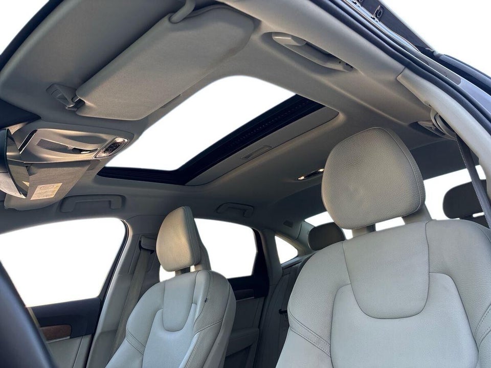 Volvo S90 2,0 T8 407 Inscription aut. AWD 4d