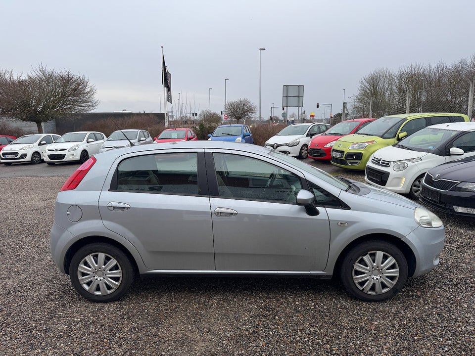 Fiat Grande Punto 1,4 Active 5d