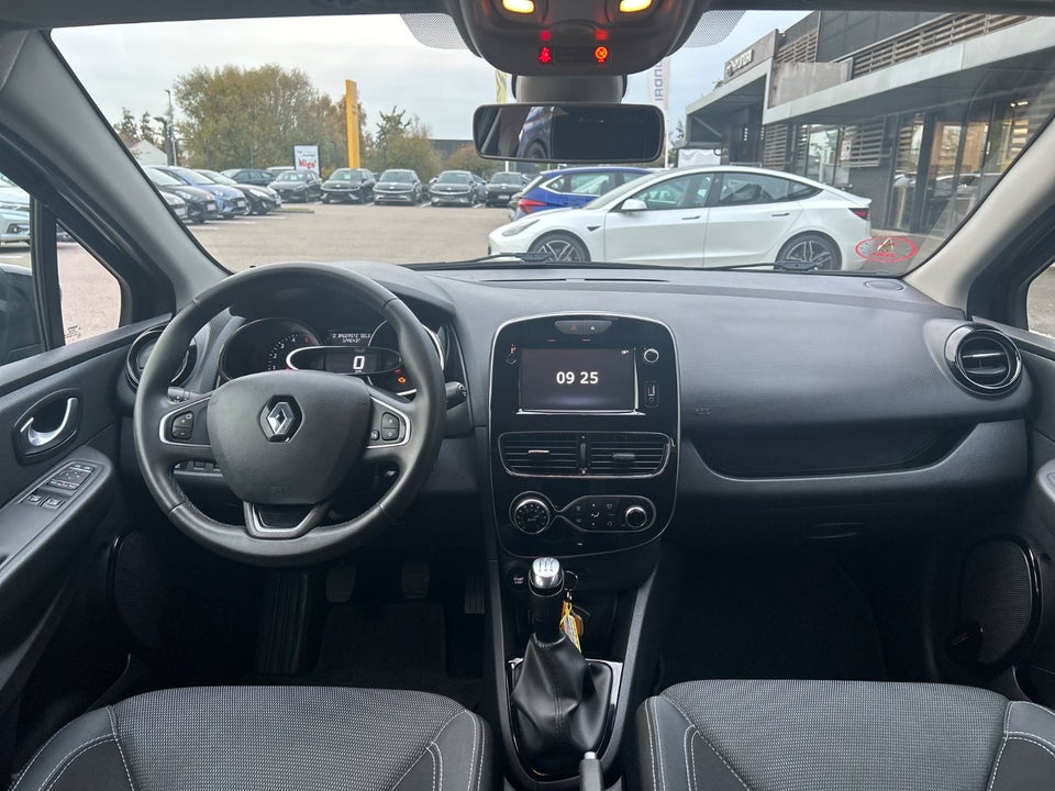 Renault Clio IV 1,5 dCi 90 Zen Sport Tourer 5d