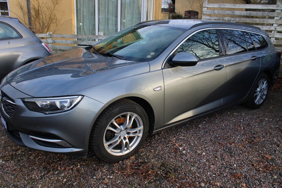Opel Insignia 1,5 T 140 Enjoy Sports Tourer 5d