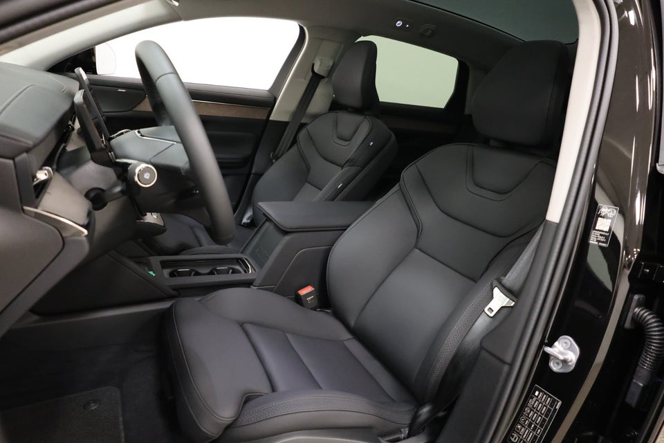 Volvo ES90 Extended Range Plus 4d