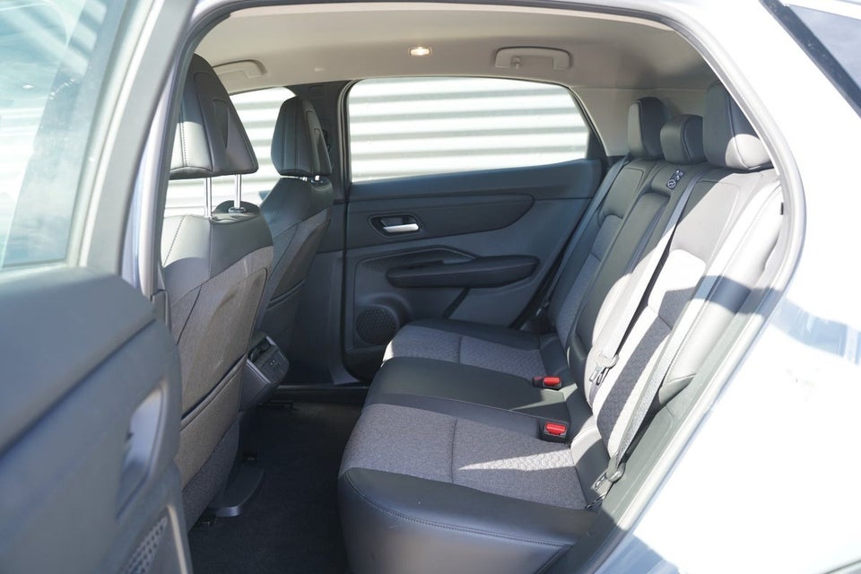 Nissan Ariya 87 Engage 5d