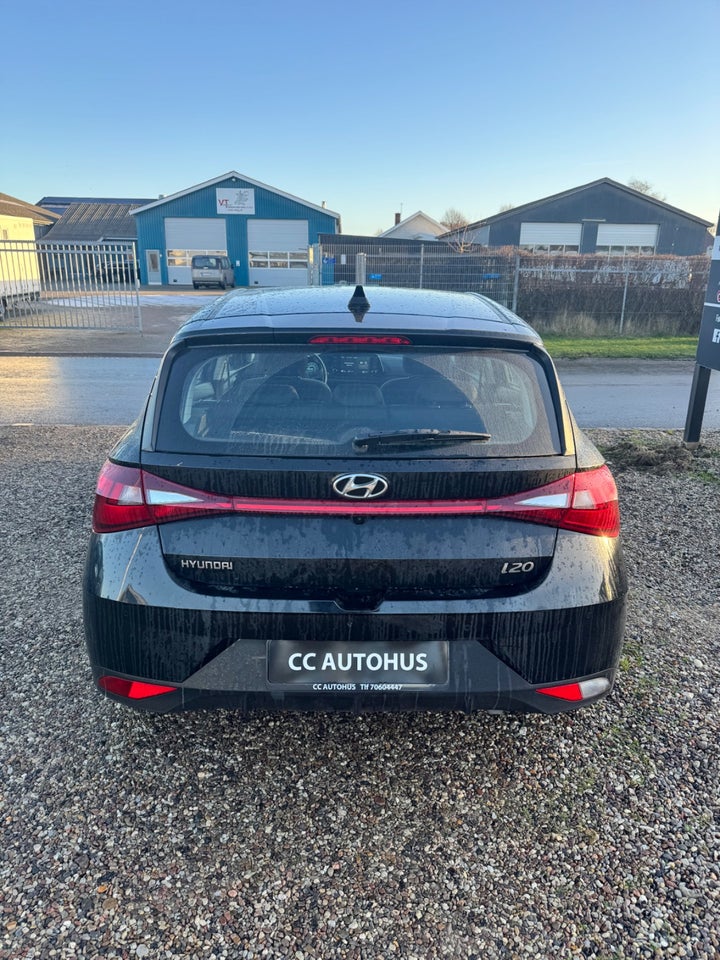Hyundai i20 1,0 T-GDi Essential DCT 5d