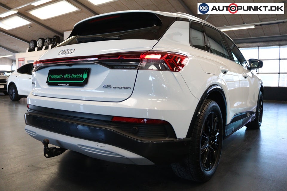 Audi Q4 e-tron 45 Progress 5d
