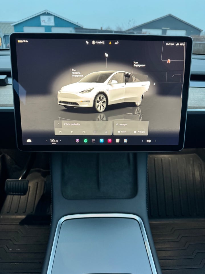Tesla Model Y Long Range RWD 5d