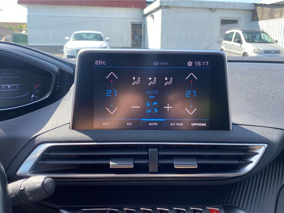 Peugeot 3008 1,2 e-THP 130 Active 5d