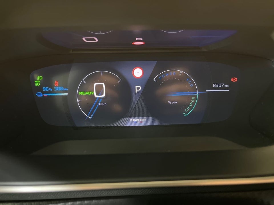 Peugeot e-2008 54 GT Sky 5d
