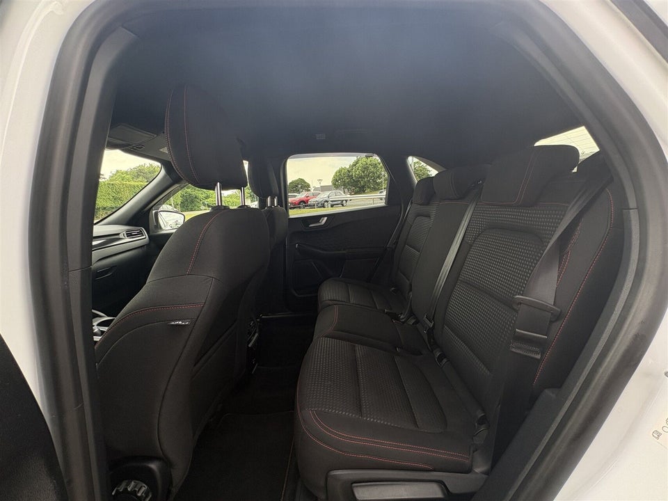 Ford Kuga 2,5 PHEV ST-Line CVT 5d