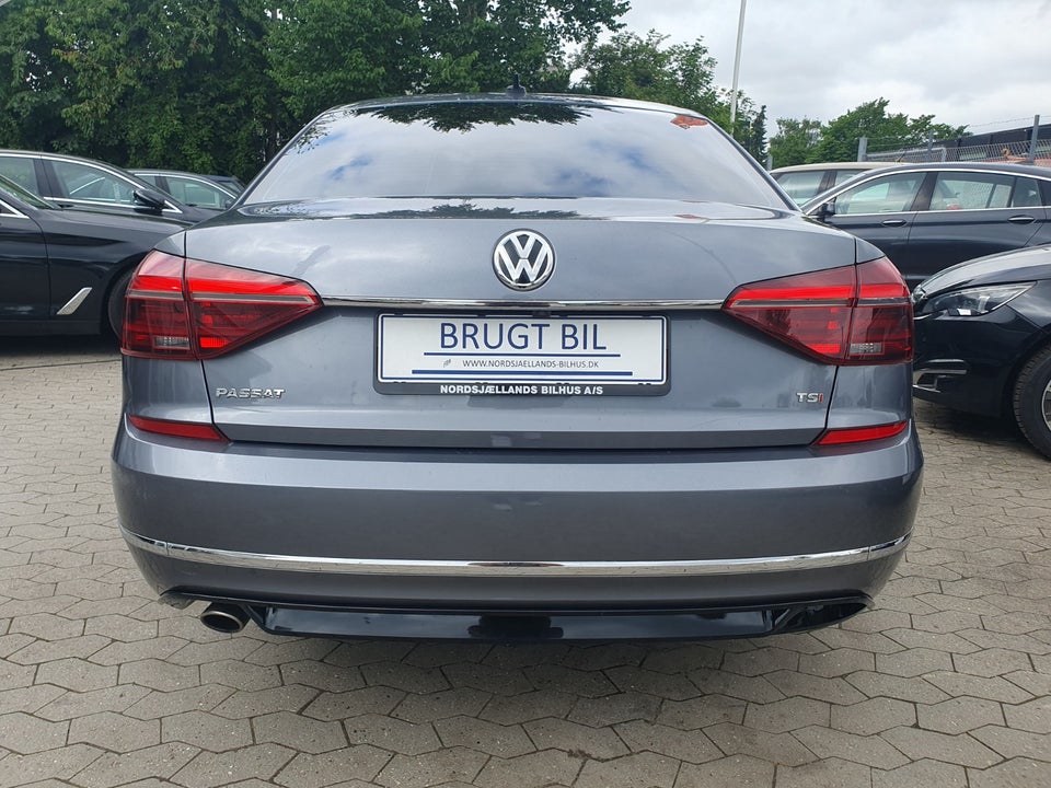 VW Passat 1,8 TSi 180 R-line DSG 4d