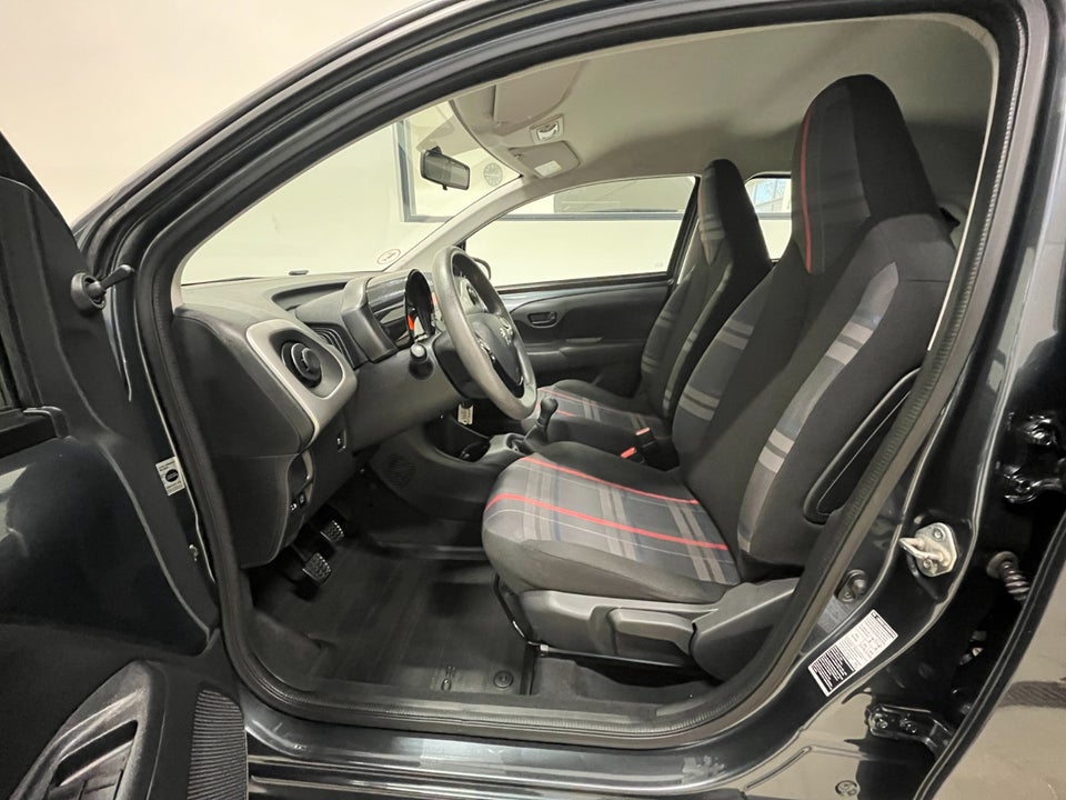 Peugeot 108 1,0 e-VTi 69 Active 5d