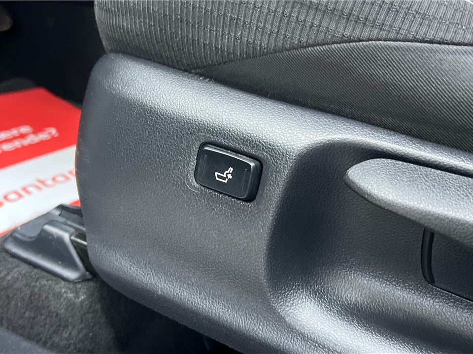 Toyota C-HR 1,8 Hybrid C-LUB Selected CVT 5d