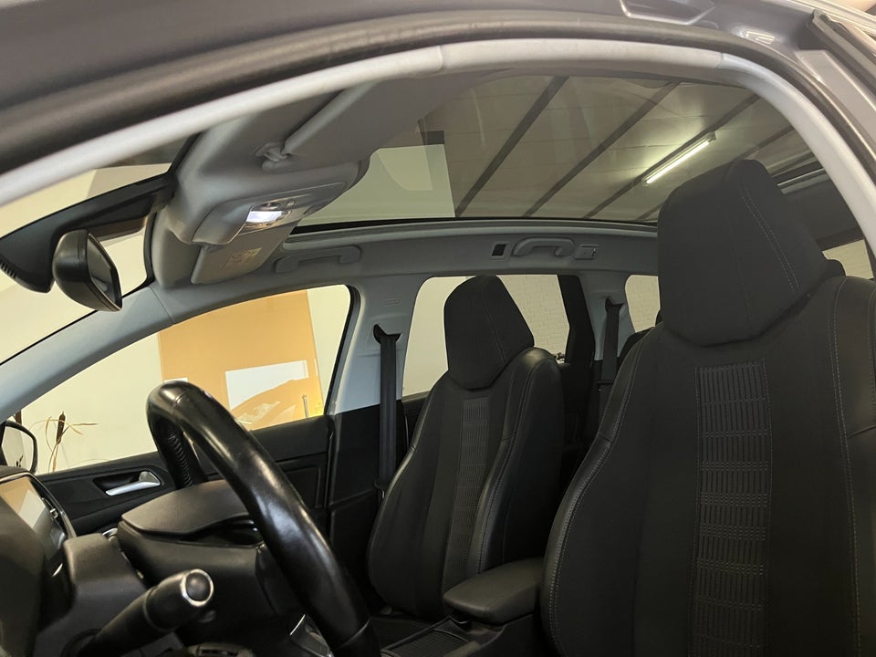 Peugeot 308 1,6 BlueHDi 120 Allure Sky SW 5d