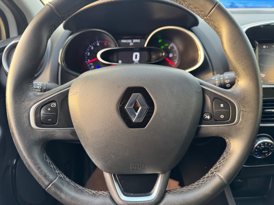 Renault Clio IV 1,5 dCi 90 Limited Sport Tourer 5d