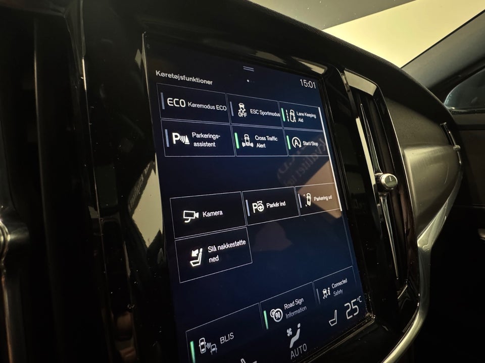 Volvo V90 2,0 T5 254 Momentum aut. 5d