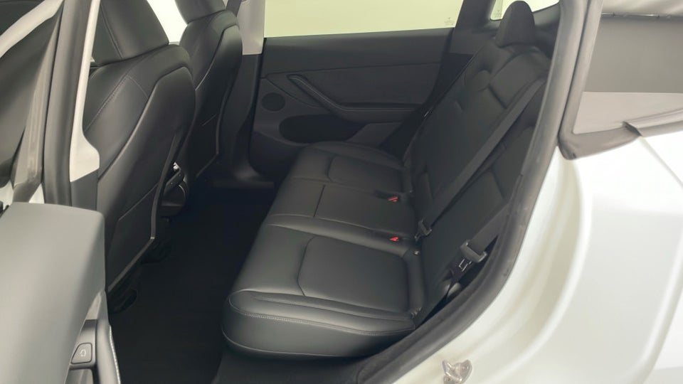 Tesla Model Y Long Range AWD 5d