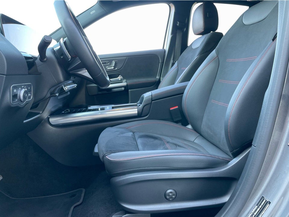 Mercedes EQA250+ AMG Premium 5d