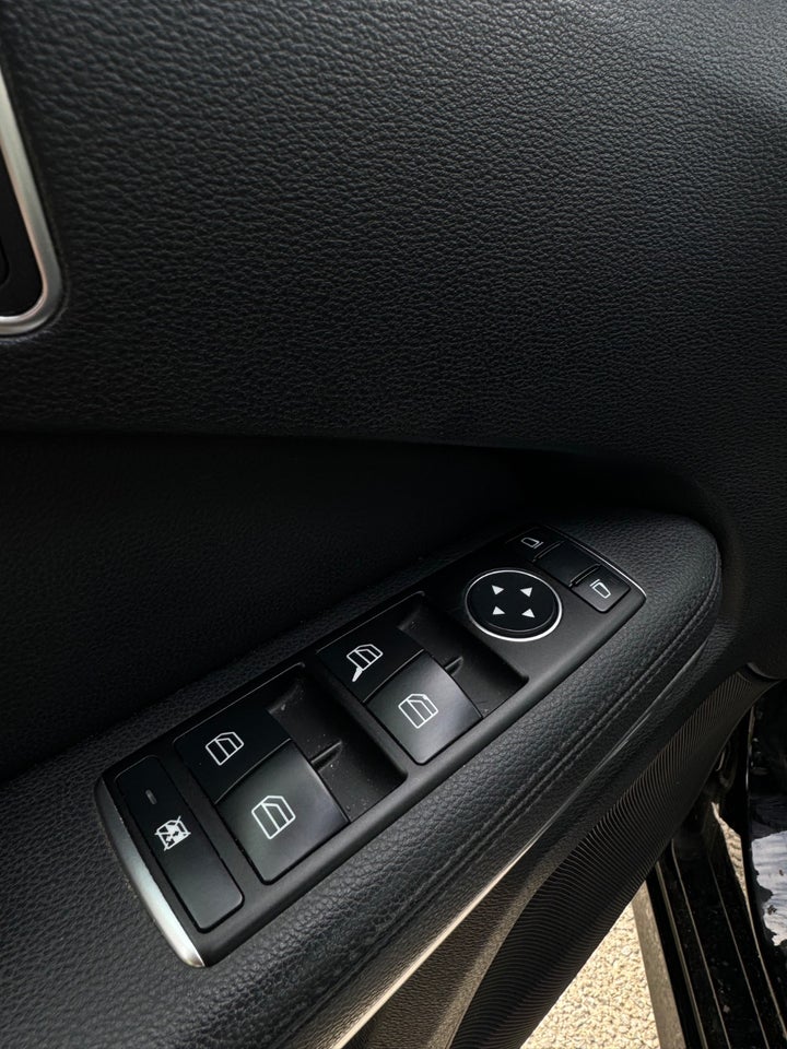 Mercedes E200 2,2 CDi aut. BE 4d