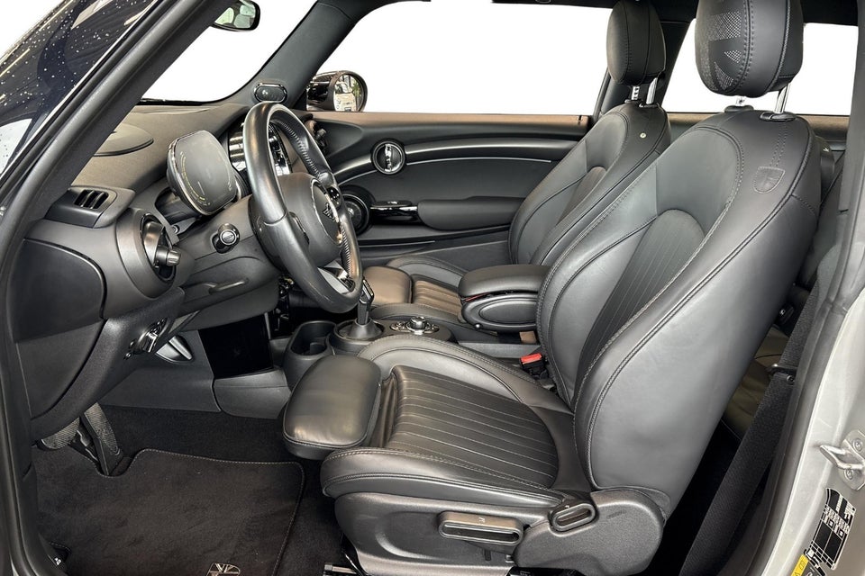 MINI Cooper SE Yours Trim 3d
