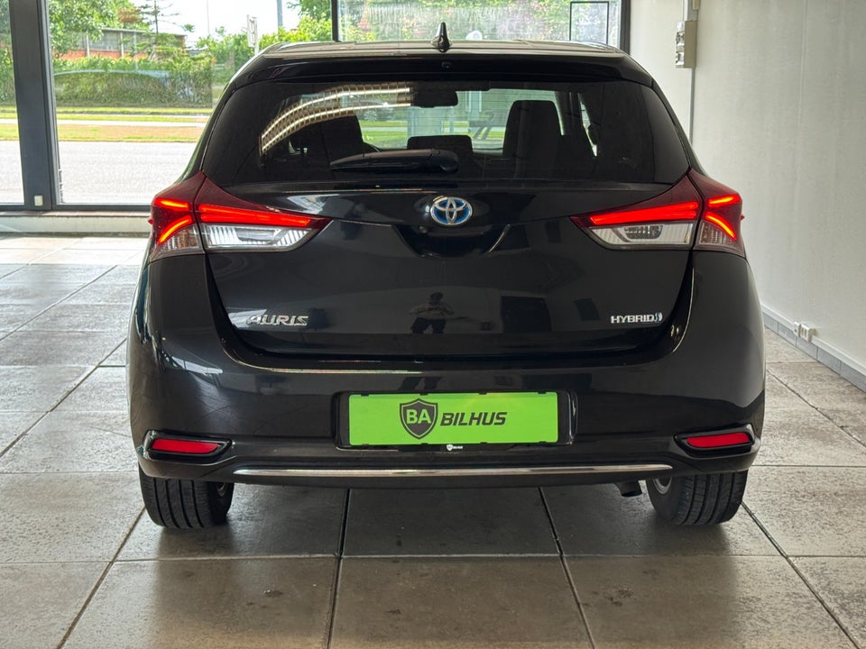 Toyota Auris 1,8 Hybrid H2 Comfort CVT 5d