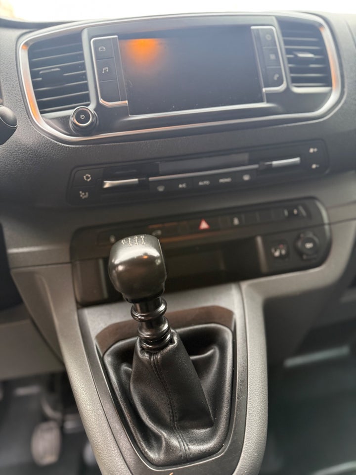 Peugeot Expert 2,0 BlueHDi 120 L2 Plus Van