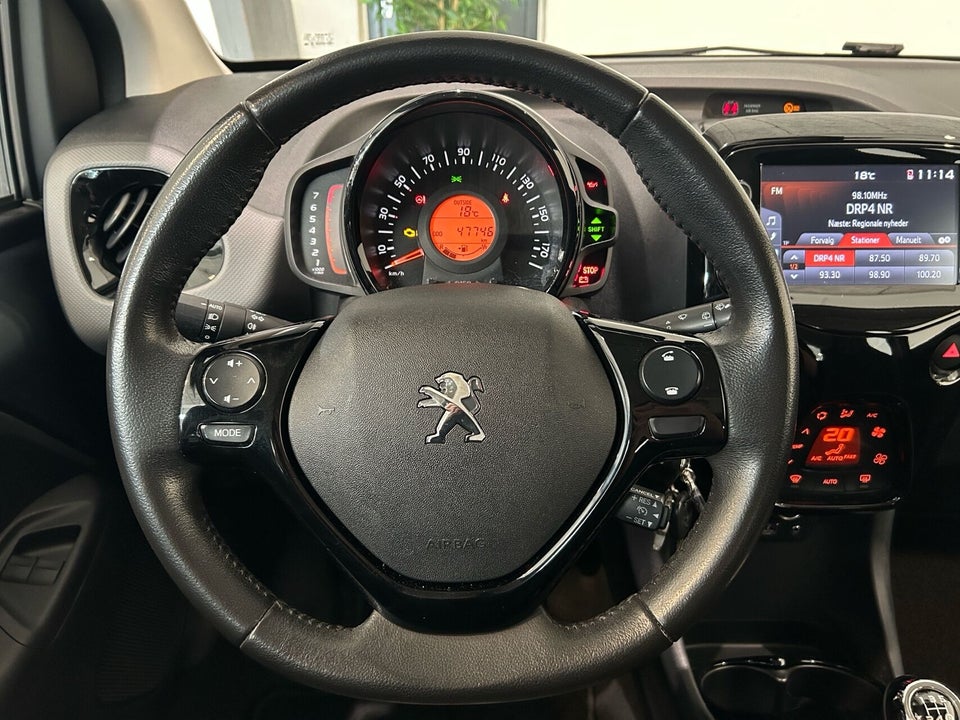 Peugeot 108 1,0 e-VTi 72 Prestige Pack 5d