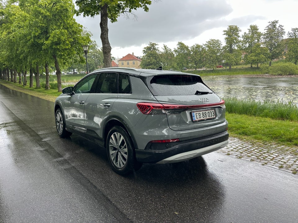 Audi Q4 e-tron 35 Advanced 5d