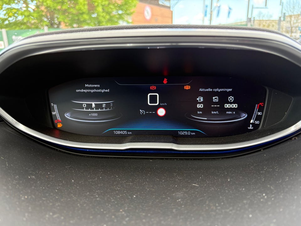Peugeot 5008 1,2 e-THP 130 Strike 7prs 5d