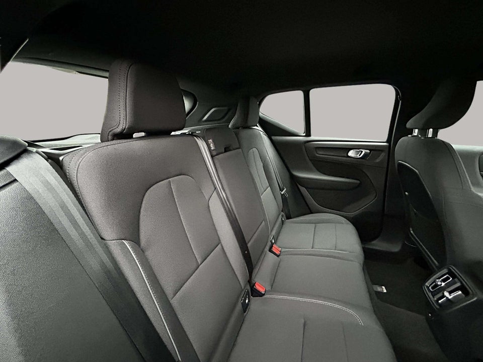 Volvo XC40 P6 ReCharge Core 5d