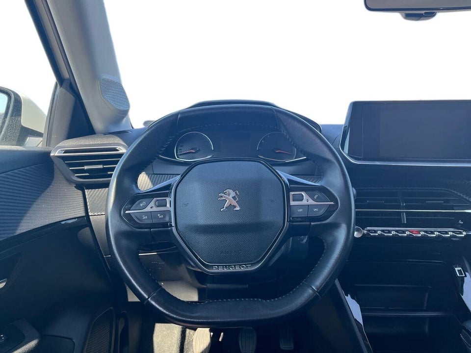 Peugeot 208 1,2 PureTech 100 Active 5d