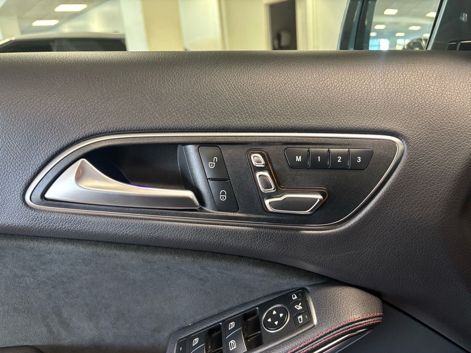 Mercedes GLA250 2,0 aut. 4Matic 5d