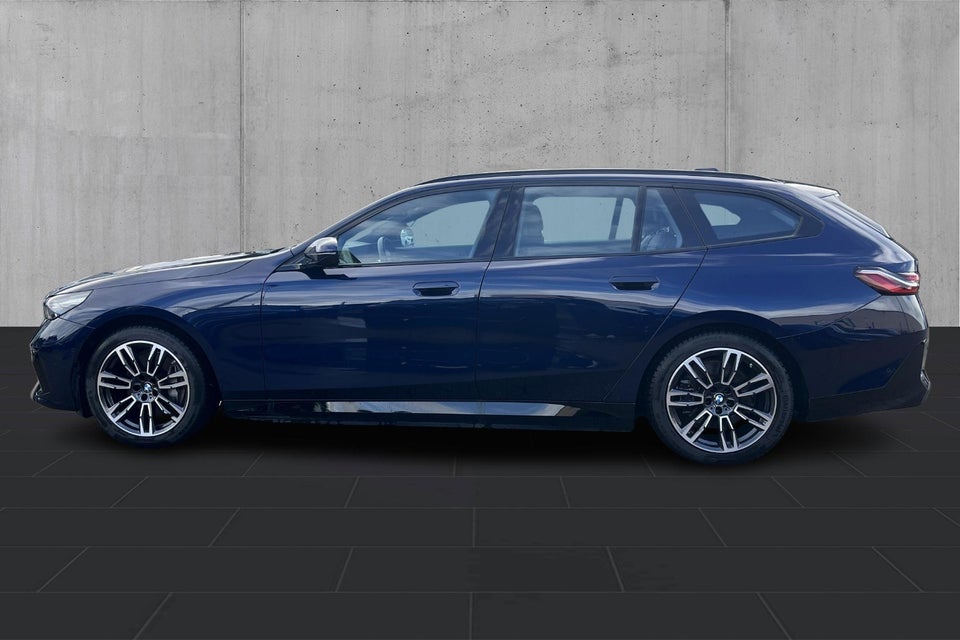 BMW i5 eDrive40 Touring M-Sport 5d