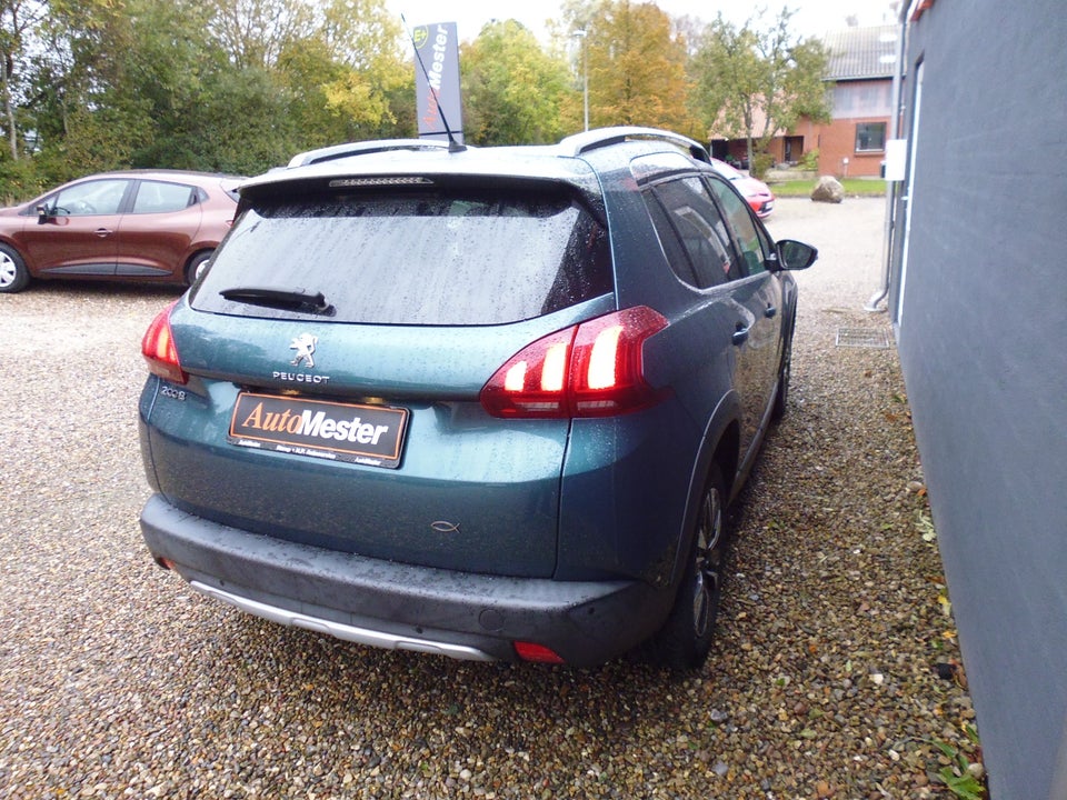 Peugeot 2008 1,2 e-THP 110 Allure Sky EAT6 5d