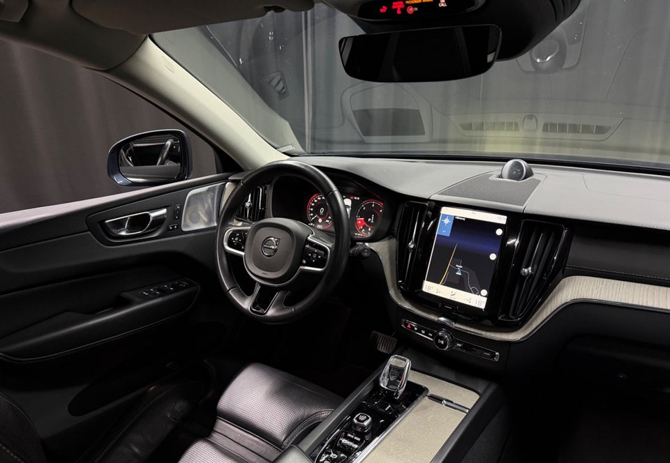 Volvo XC60 2,0 B4 197 Inscription aut. AWD 5d