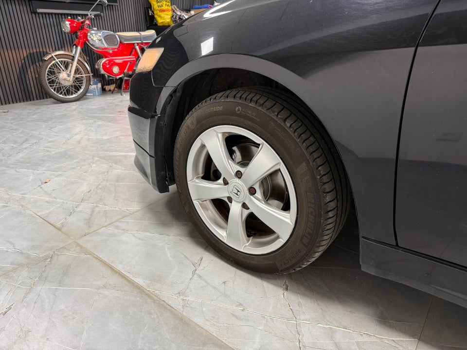 Honda Accord 2,0i Sport 4d