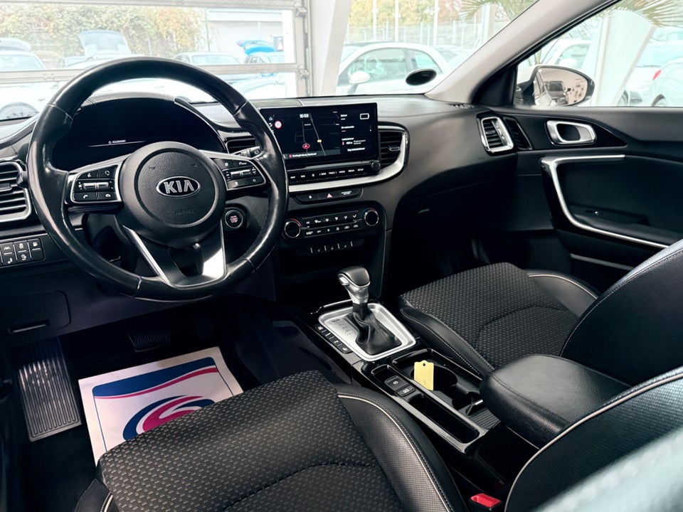 Kia XCeed 1,6 PHEV Upgrade Intro DCT 5d