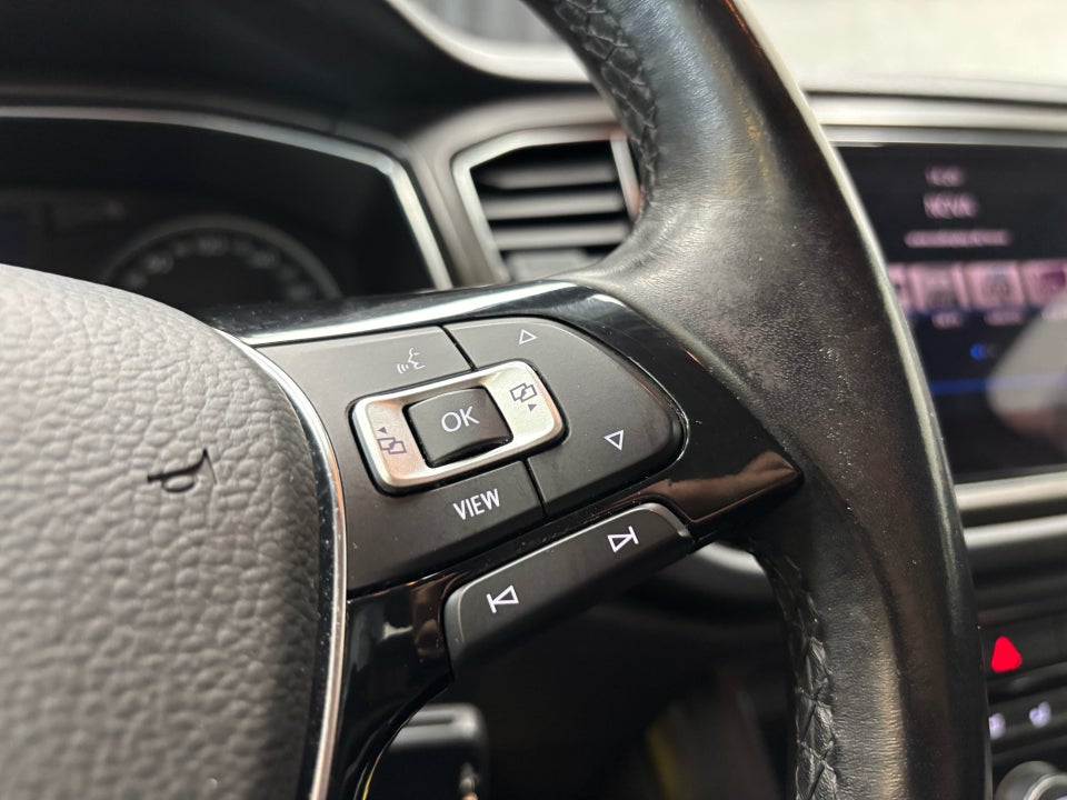 VW T-Roc 1,0 TSi 115 Style 5d