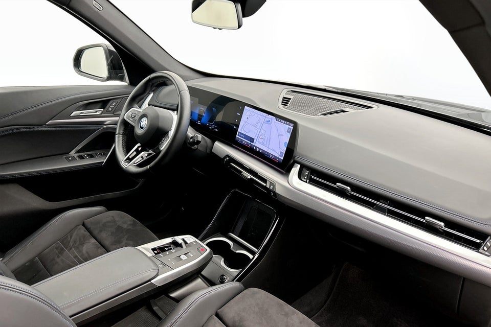 BMW iX1 eDrive20 M-Sport 5d