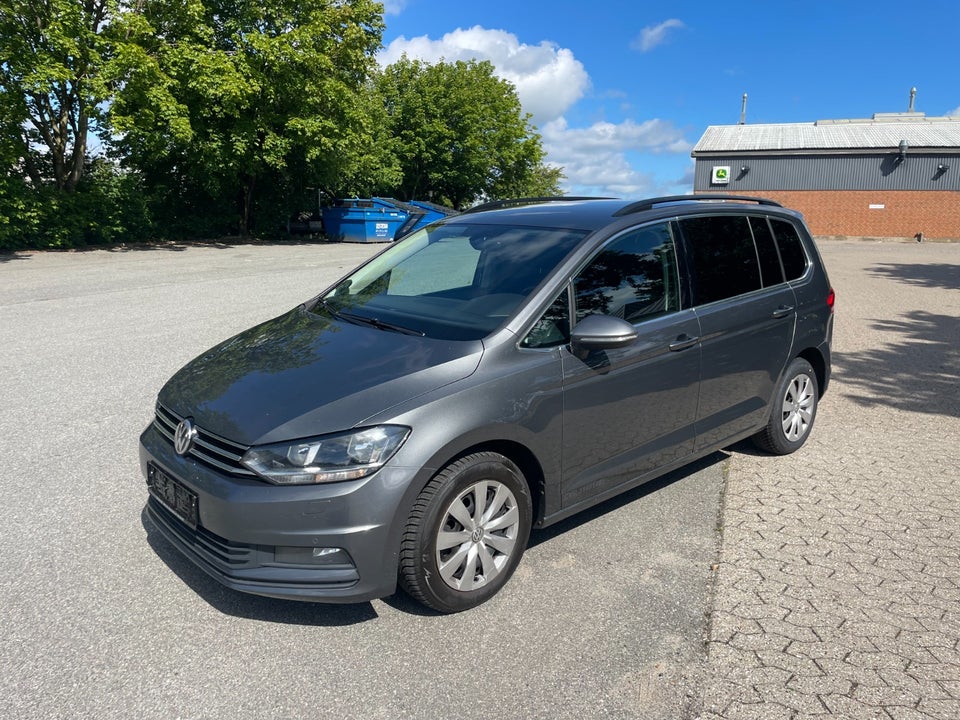 VW Touran 1,6 TDi 115 Comfortline DSG Van 5d