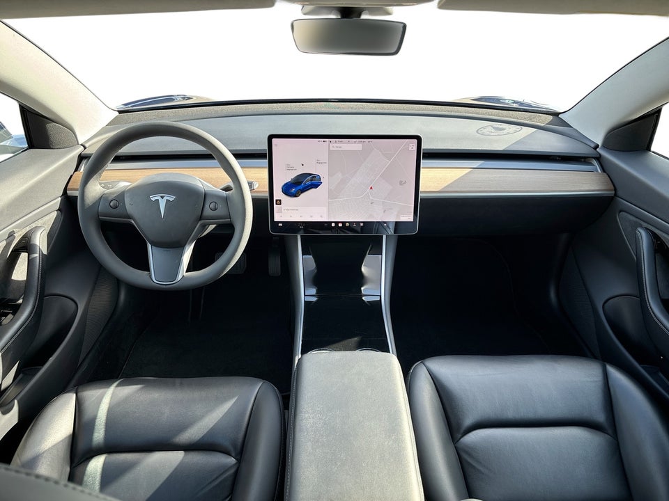 Tesla Model 3 Long Range AWD 4d