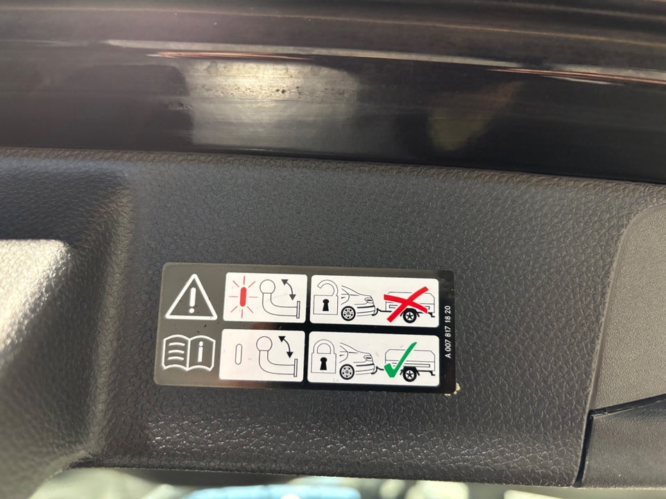 Mercedes C200 2,0 Avantgarde stc. aut. 5d