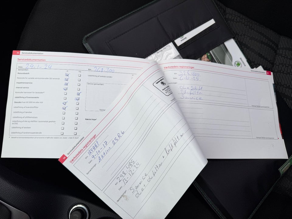 Skoda Octavia 1,6 TDi 105 Ambiente Combi 5d