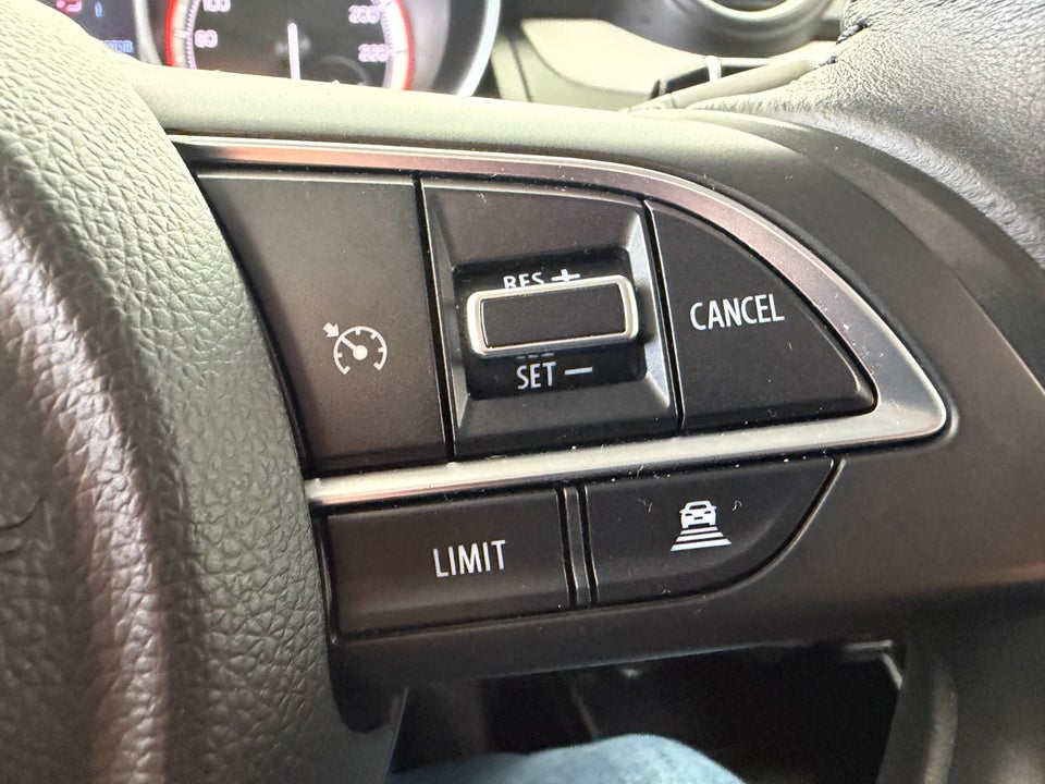 Suzuki Swift 1,2 Dualjet mHybrid Action 5d