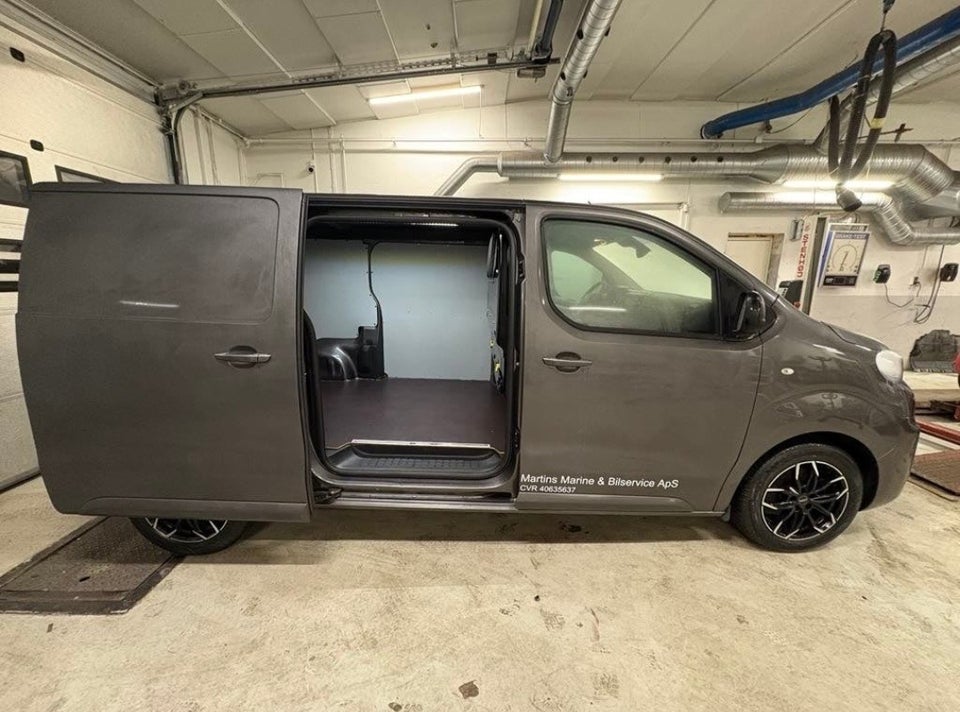 Peugeot Expert 2,0 BlueHDi 177 L2 Ultimate EAT8 Van