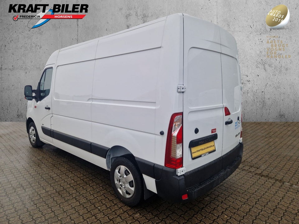 Renault Master IV T35 Z.E. L2H2 Kassevogn