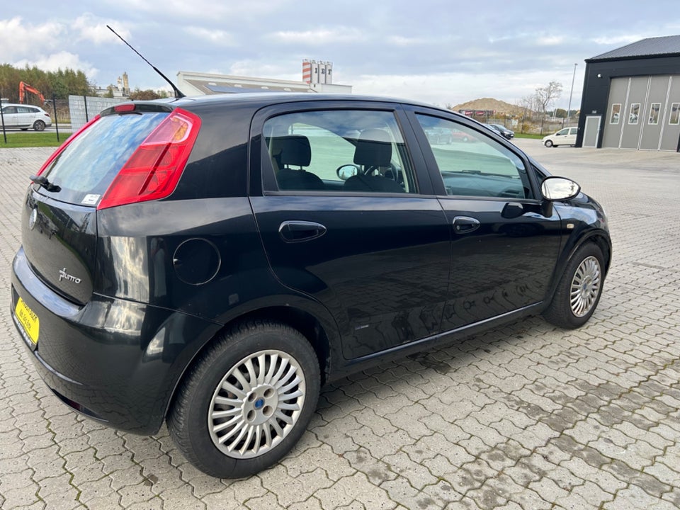 Fiat Grande Punto 1,4 Active 5d