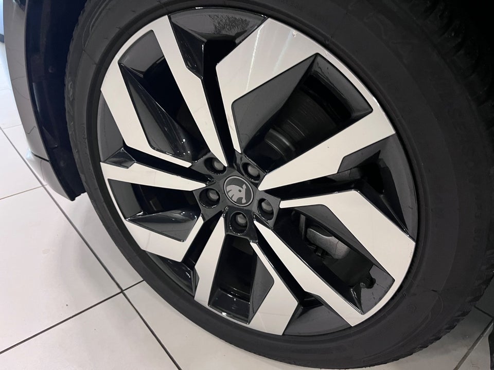 Skoda Enyaq 85x iV Sportline Coupé 5d