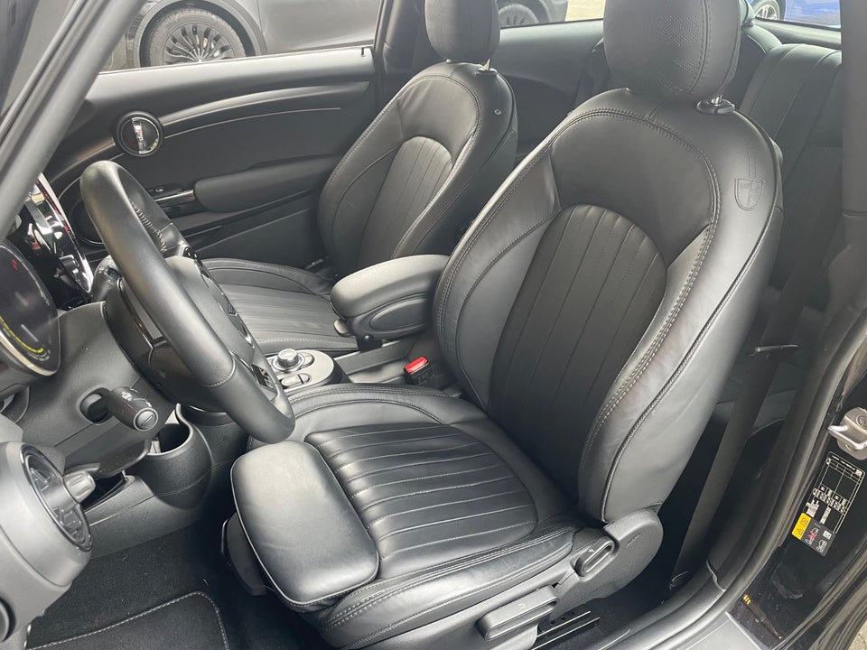 MINI Cooper SE Yours Trim 3d