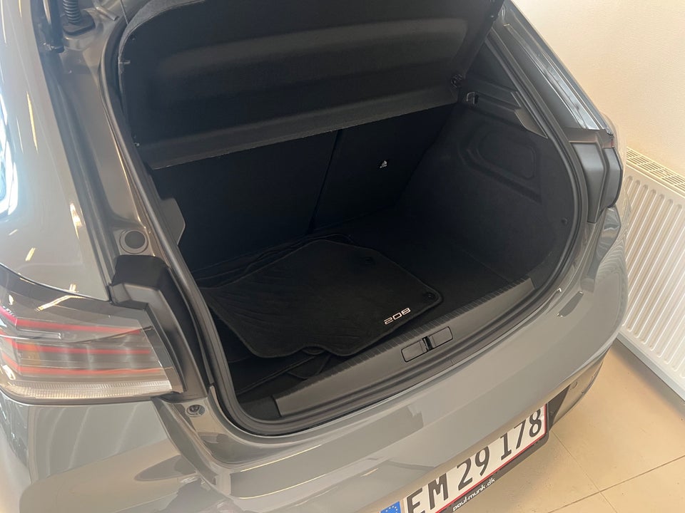 Peugeot 208 1,2 PureTech 100 Allure 5d